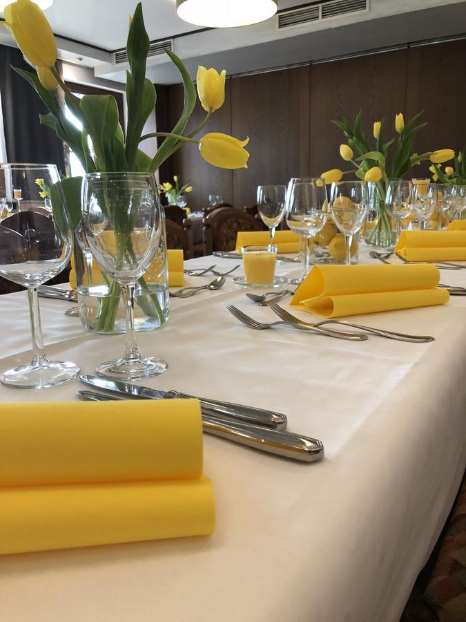 Hotel-Restaurant Lowen Suessen Exterior photo